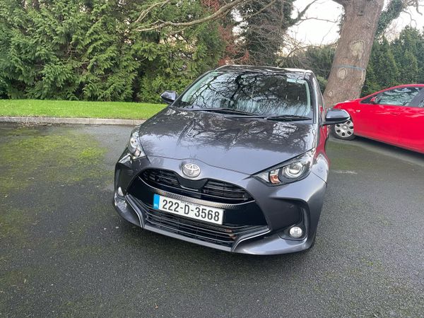 Toyota Yaris Hatchback, Petrol, 2022, Grey