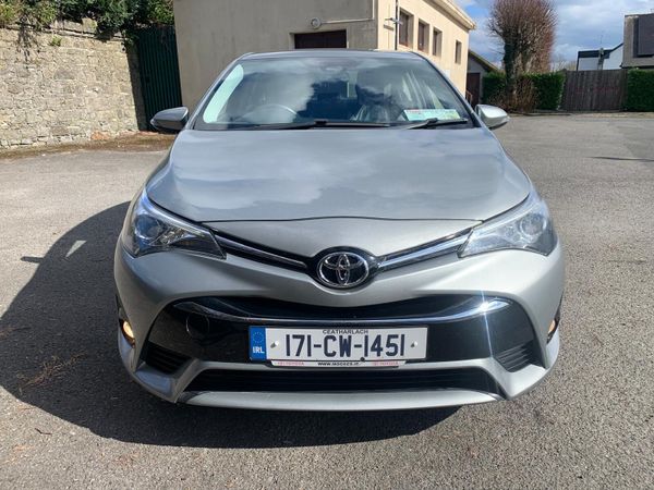 Toyota Avensis Saloon, Diesel, 2017, Grey
