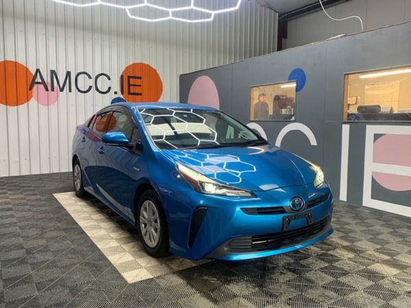 Toyota Prius Saloon, Hybrid, 2019, Blue