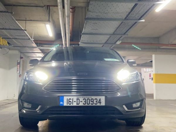 Ford Focus Saloon, Diesel, 2016, Grey