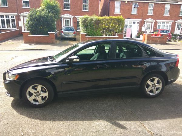 Volvo S40 Saloon, Diesel, 2008, Black