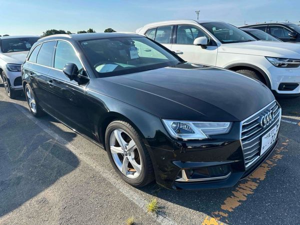 Audi A4 Estate, Petrol, 2019, Black