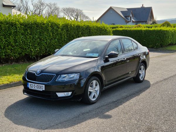 Skoda Octavia Saloon, Diesel, 2015, Black