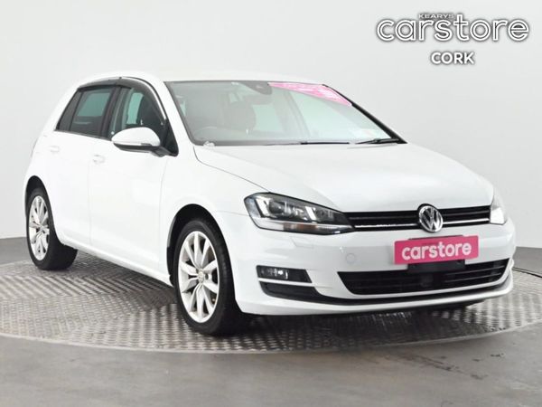 Volkswagen Golf Hatchback, Petrol, 2017, White