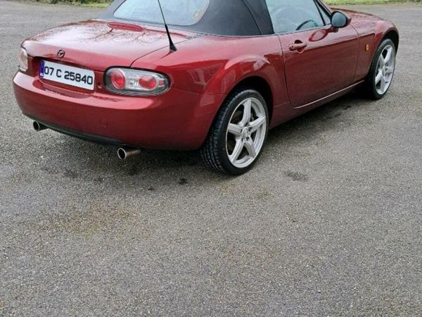 Mazda MX-5 Convertible, Petrol, 2007, Red