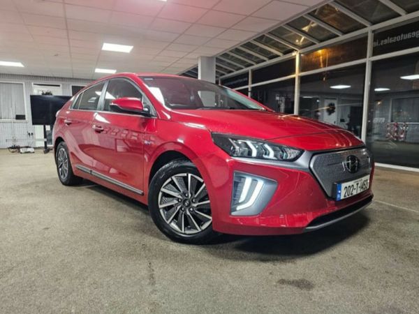 Hyundai IONIQ Hatchback, Electric, 2020, Red