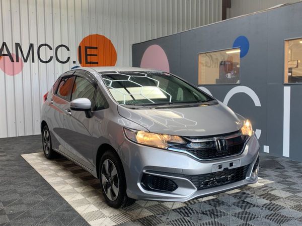 Honda Fit Hatchback, Hybrid, 2019, Silver