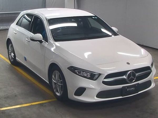 Mercedes-Benz A-Class Hatchback, Petrol, 2019, White