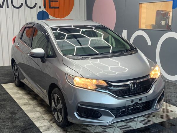 Honda Fit Hatchback, Hybrid, 2019, Silver