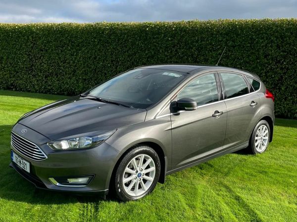 Ford Focus Hatchback, Diesel, 2016, Grey