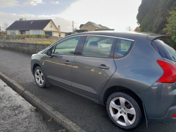Peugeot 3008 Hatchback, Diesel, 2013, Grey