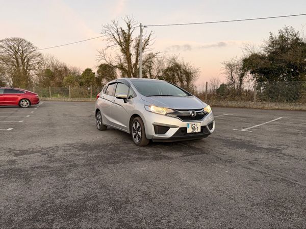 Honda Fit Hatchback, Petrol Hybrid, 2015, Silver