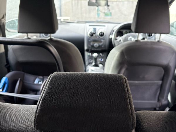 Nissan Qashqai Hatchback, Petrol, 2007, Brown