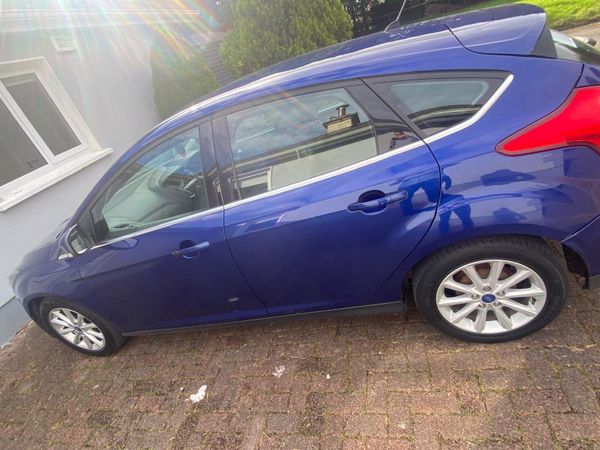 Ford Focus Hatchback, Diesel, 2016, Blue