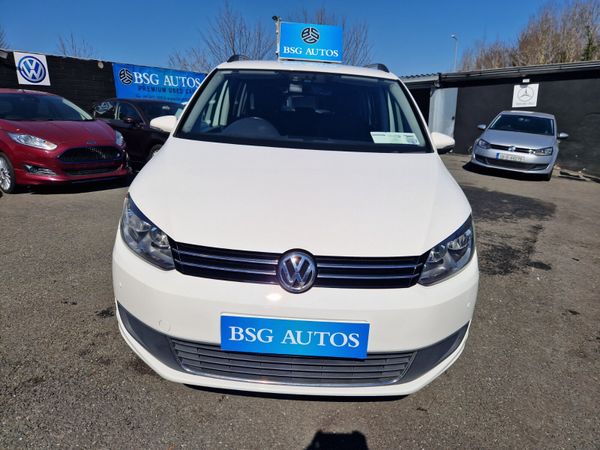 Volkswagen Touran MPV, Petrol, 2013, White