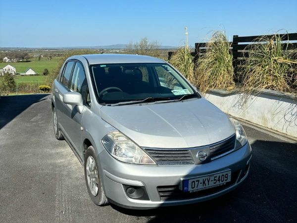 Nissan Tiida Saloon, Petrol, 2007, Silver