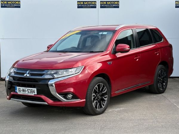Mitsubishi Outlander SUV, Petrol Plug-in Hybrid, 2016, Red