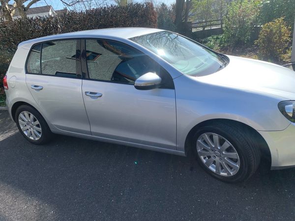 Volkswagen Golf Hatchback, Petrol, 2011, Silver