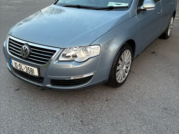 Volkswagen Passat Saloon, Diesel, 2010, Grey