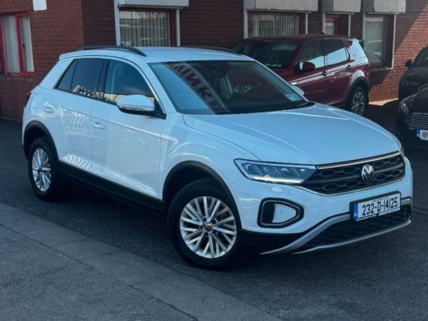 Volkswagen T-Roc Estate, Diesel, 2023, White