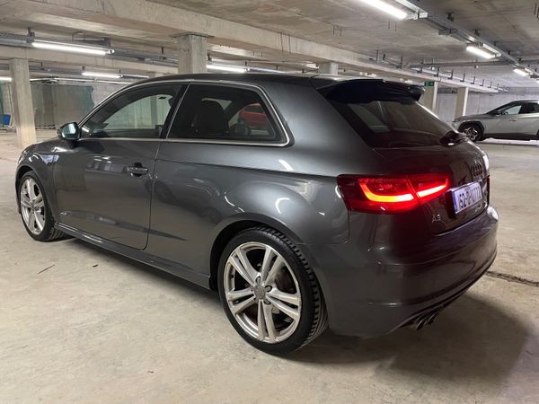 Audi A3 Hatchback, Diesel, 2015, Grey