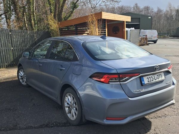 Toyota Corolla Saloon, Petrol Hybrid, 2022, Grey