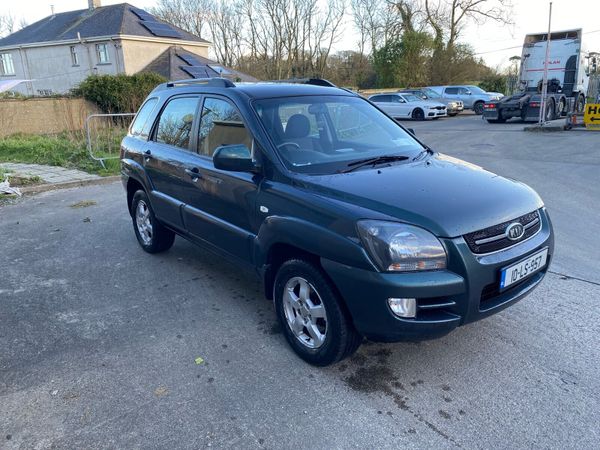 Kia Sportage SUV, Diesel, 2010, Green