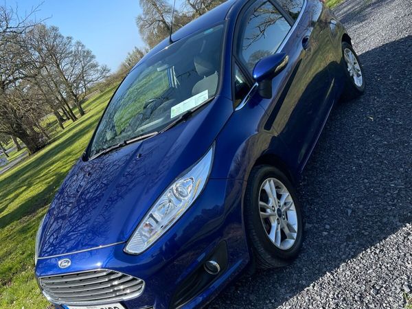 Ford Fiesta Hatchback, Petrol, 2016, Blue