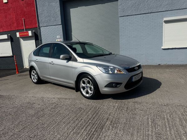 Ford Focus Hatchback, Diesel, 2011, Silver