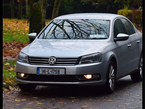 Volkswagen Passat Saloon, Diesel, 2014, Silver