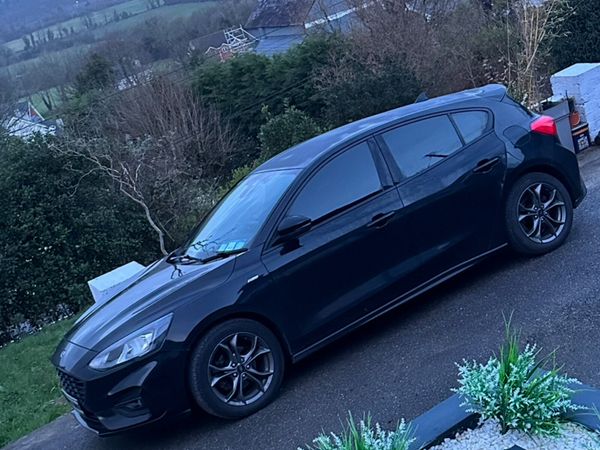 Ford Focus Hatchback, Diesel, 2019, Black
