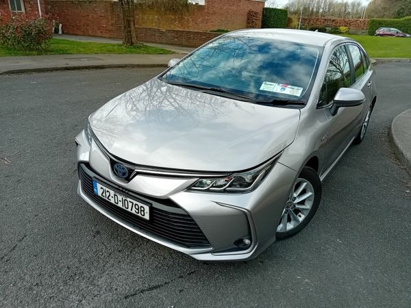 Toyota Corolla Saloon, Petrol Hybrid, 2021, Grey