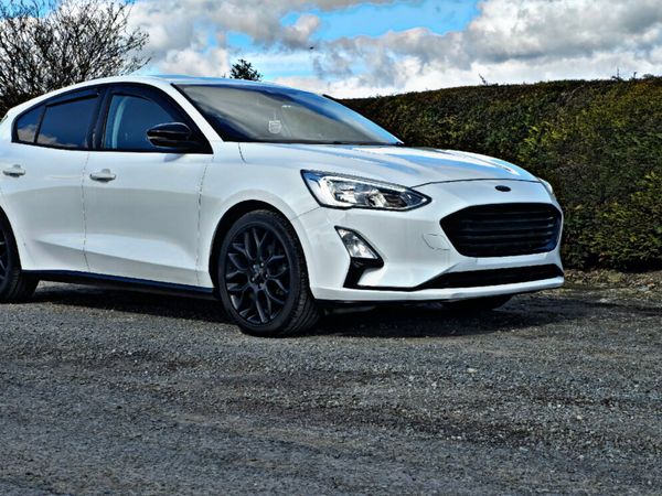 Ford Focus Hatchback, Diesel, 2019, White