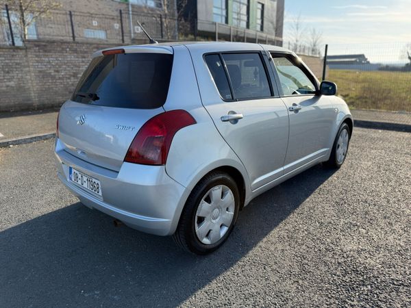 Suzuki Swift Hatchback, Petrol, 2008, Silver