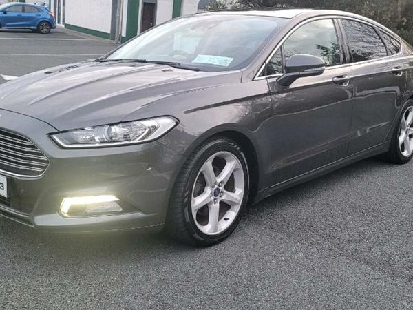 Ford Mondeo Hatchback, Diesel, 2016, Grey