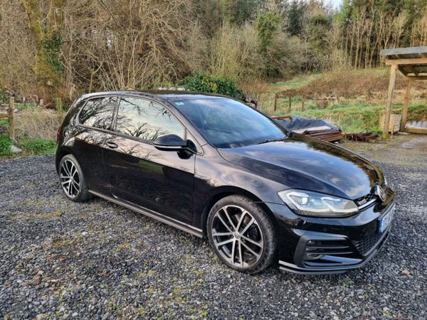 Volkswagen Golf Hatchback, Diesel, 2017, Black