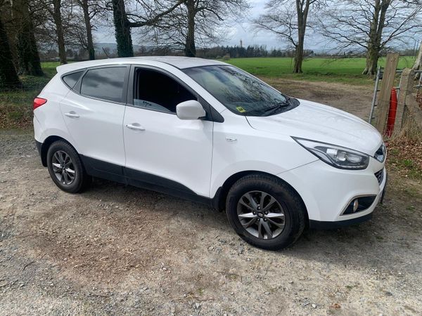 Hyundai ix35 SUV, Diesel, 2014, White