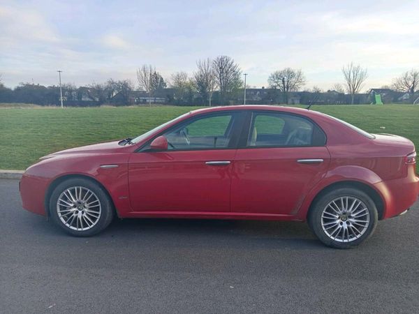 Alfa Romeo 159 Saloon, Diesel, 2008, Red