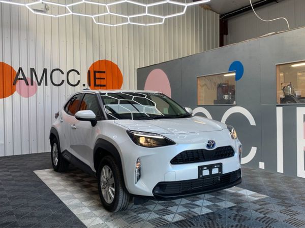 Toyota Yaris Cross SUV, Hybrid, 2023, White