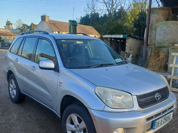Toyota RAV4 SUV, Petrol, 2005, Silver