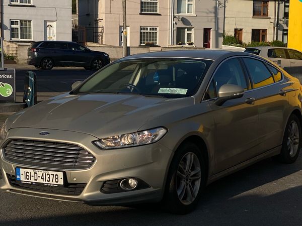 Ford Mondeo Hatchback, Diesel, 2016, Silver