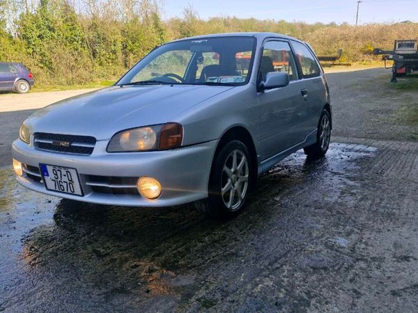 Toyota Starlet Hatchback, Petrol, 1997, Silver
