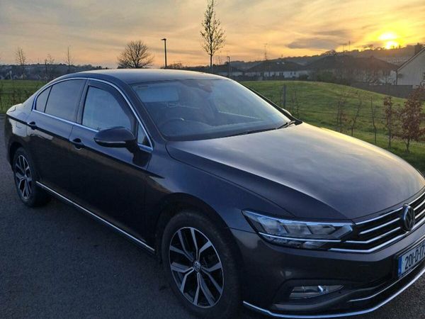 Volkswagen Passat Saloon, Diesel, 2020, Grey