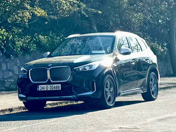 BMW iX1 Estate/Jeep, Electric, 2024, Green