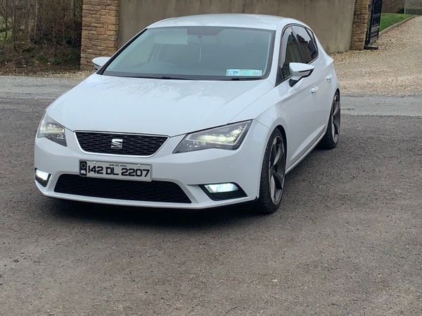 SEAT Leon Hatchback, Diesel, 2014, White