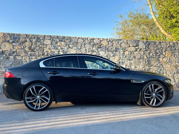 Jaguar XE Saloon, Diesel, 2015, Black