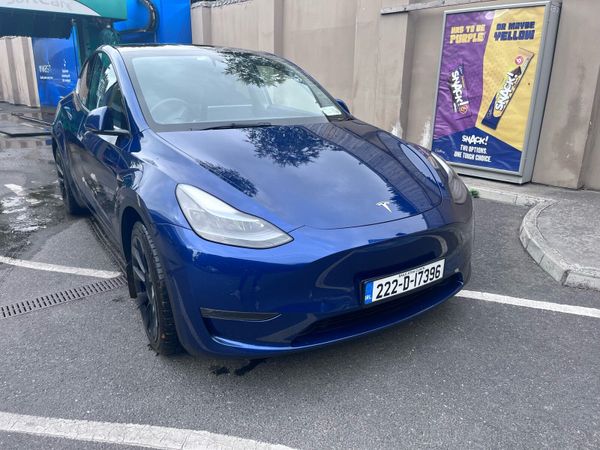 Tesla Model Y MPV, Electric, 2022, Blue