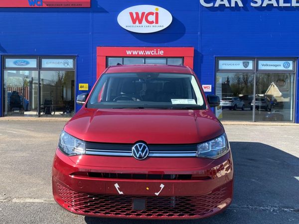 Volkswagen Caddy Maxi Life MPV, Diesel, 2025, Red