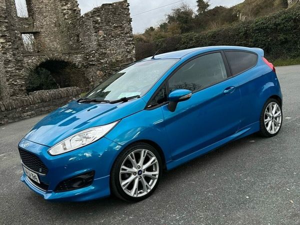Ford Fiesta Hatchback, Petrol, 2014, Blue
