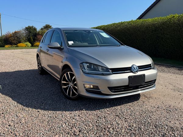 Volkswagen Golf Hatchback, Petrol, 2017, Beige